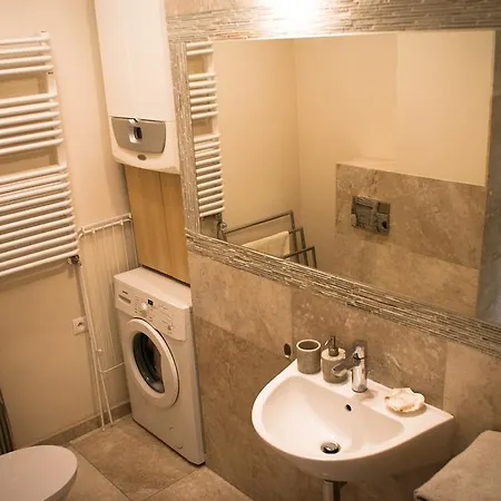 Apartament Wild Rose *